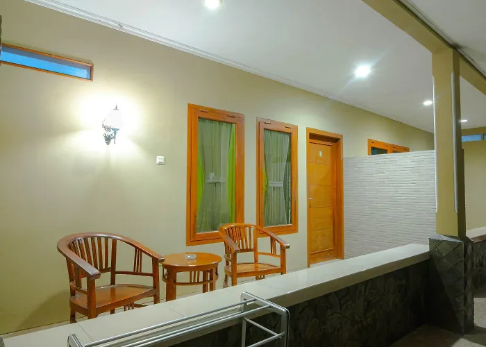 Kartika Syariah Guest House Surakarta 
